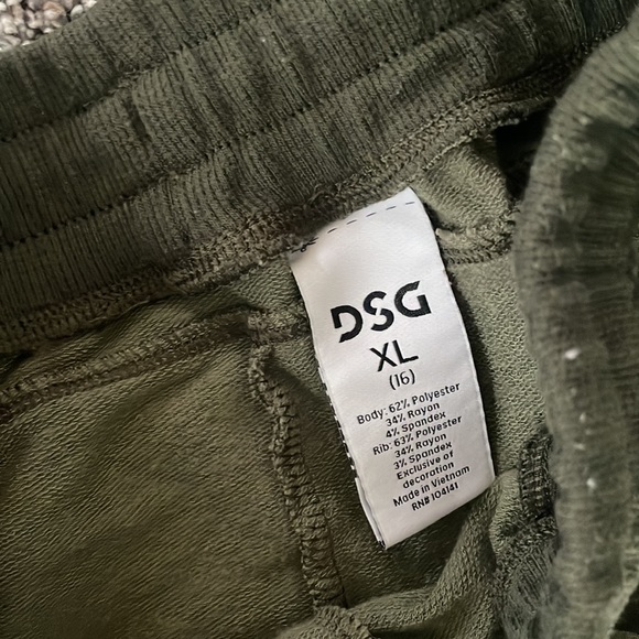 Sweatpants!!! - Picture 3 of 3